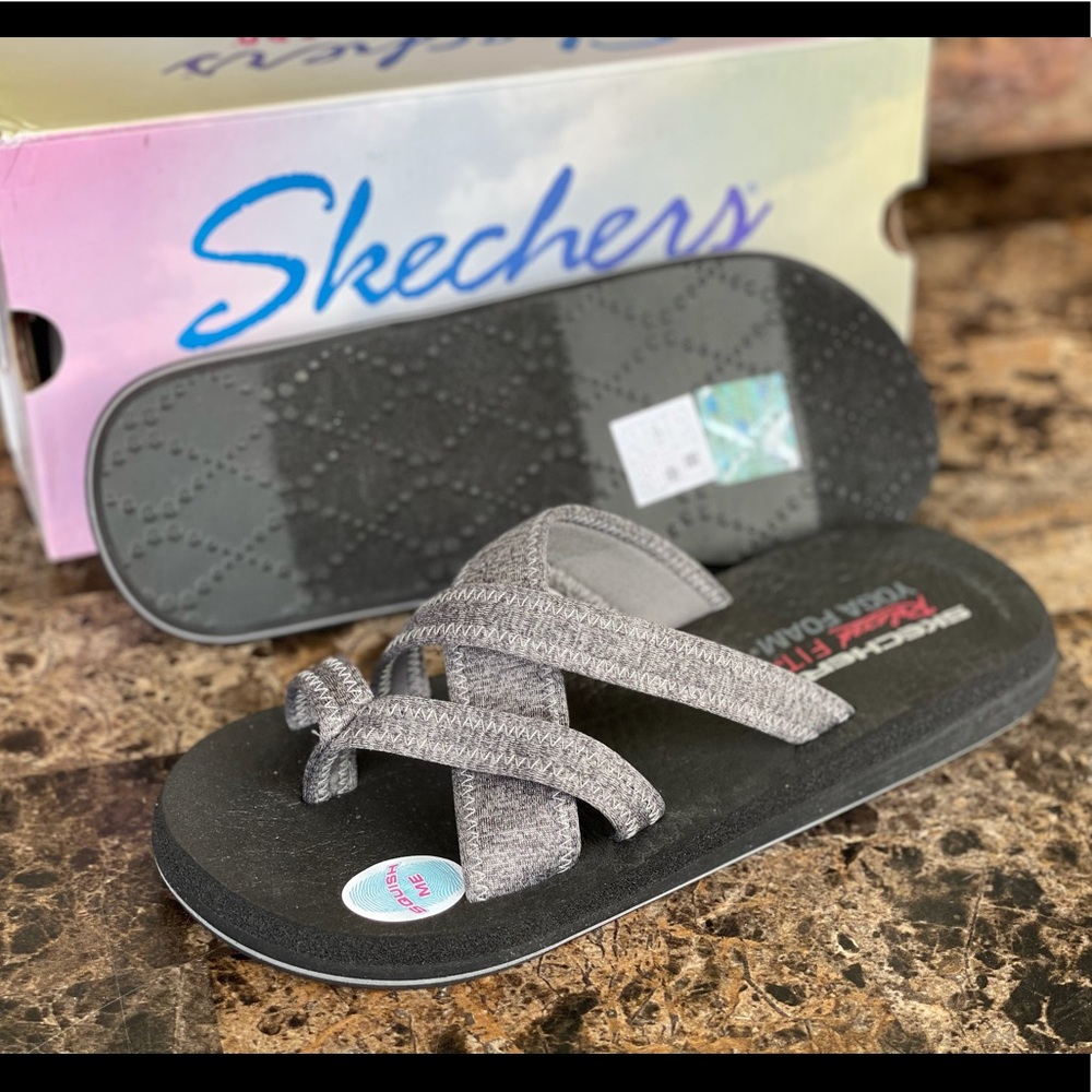 Skechers Women's Cali Relaxed Fit Yoga sandals - Picture 8 of 11